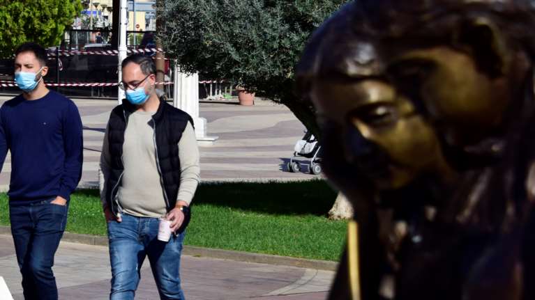 Ανοίγει η πλατφόρμα εμβολιασμού για τις ηλικίες 30-39 ετών με AstraZeneca