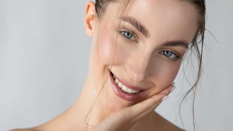 5 δραστικά προϊόντα με πεπτίδια που αξίζει να βάλεις στη ρουτίνα σου