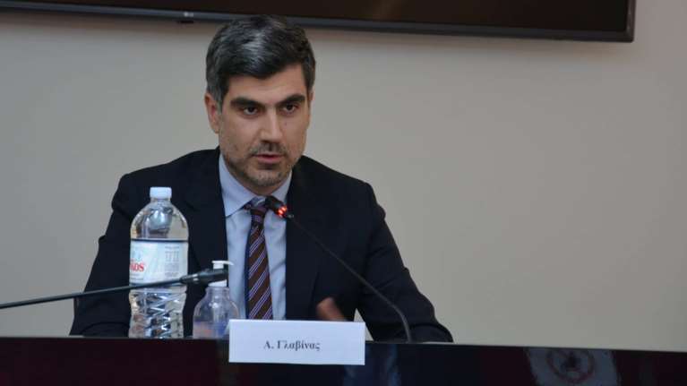 ΠΑΣΟΚ για Γεωργιάδη: Θλιβερός και αναξιόπιστος - Ψεύδος ότι αθωώθηκε δικαστικά η εισαγγελέας της ΕΥΠ