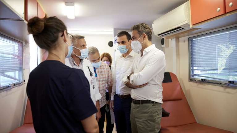 Έκκληση Μητσοτάκη από Ρέθυμνο: Σπεύστε όλοι να εμβολιαστείτε - Το εμβόλιο είναι ασφαλές, δεν έχει παρενέργειες