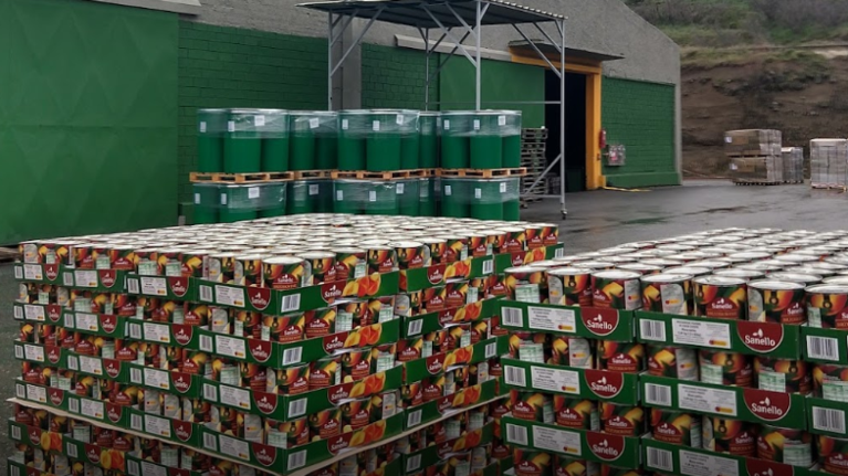 Κορονοϊός - Συναγερμός στη Σκύδρα: Κρούσματα και σε μαθητές - &quot;Λουκέτο&quot; στην κονσερβοποιία - Stop στις λαϊκές αγορές