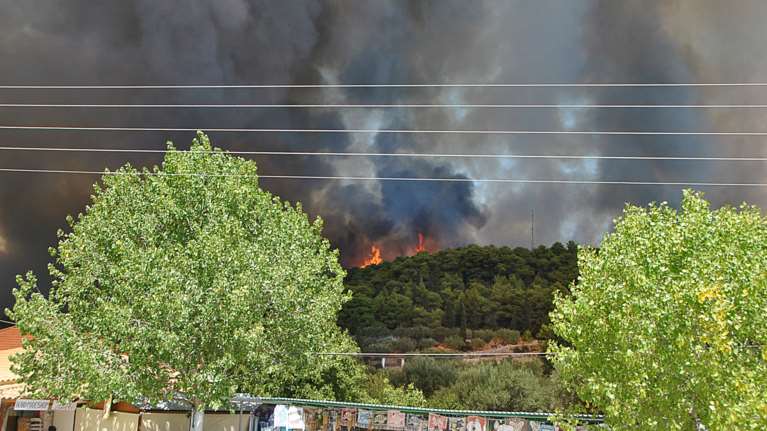 Κεφαλονιά: Πύρινα μέτωπα σε Πεσσάδα και Μεταξάτα - Υπό έλεγχο στο Ξι
