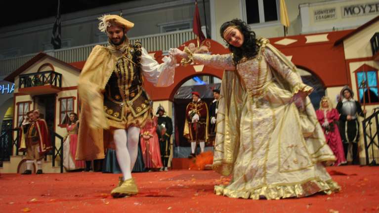 Zάκυνθος: Το διαφορετικό Πόβερο Καρναβάλι – Η κηδεία της Μάσκας [εικόνες]