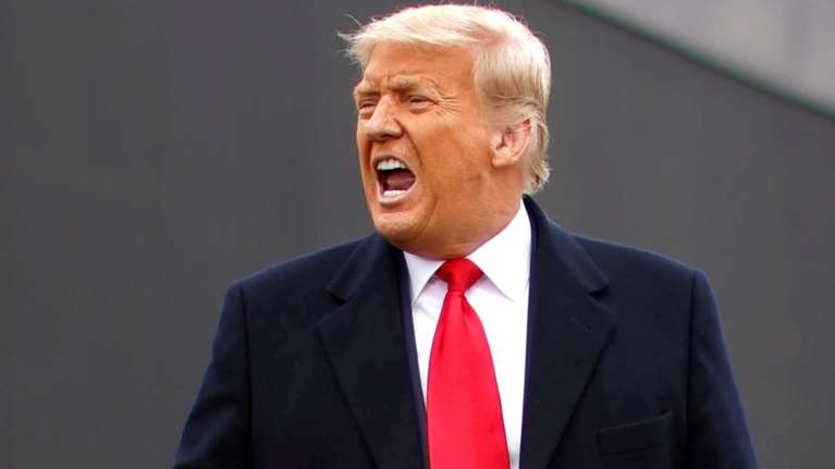 Ιστορικές ώρες: Παραπομπή Τραμπ για την εισβολή στο Καπιτώλιο - Με το ερώτημα της καθαίρεσης