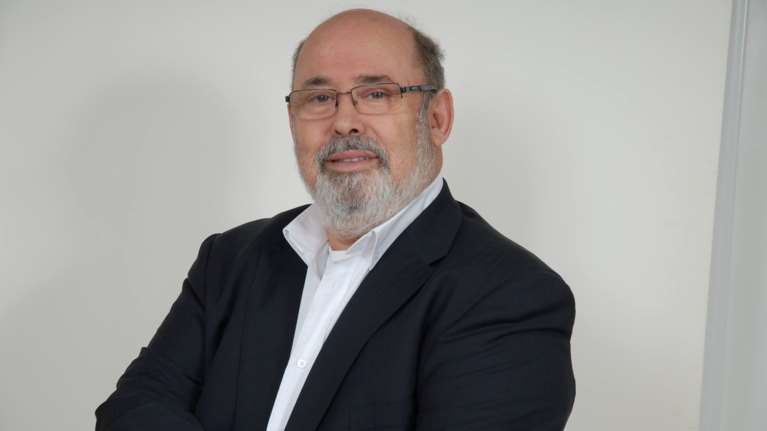 Πέθανε από κορονοϊό ο πρόεδρος της Βαρβακείου Αγοράς Κλεάνθης Τσιρώνης