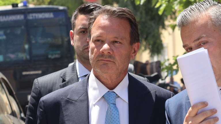 Υπόθεση Λύτρα: Πυρά ΔΣΑ και Ένωσης Δικαστών και Εισαγγελέων κατά Αρείου Πάγου για &quot;παρεμβάσεις επικοινωνιακού τύπου&quot;