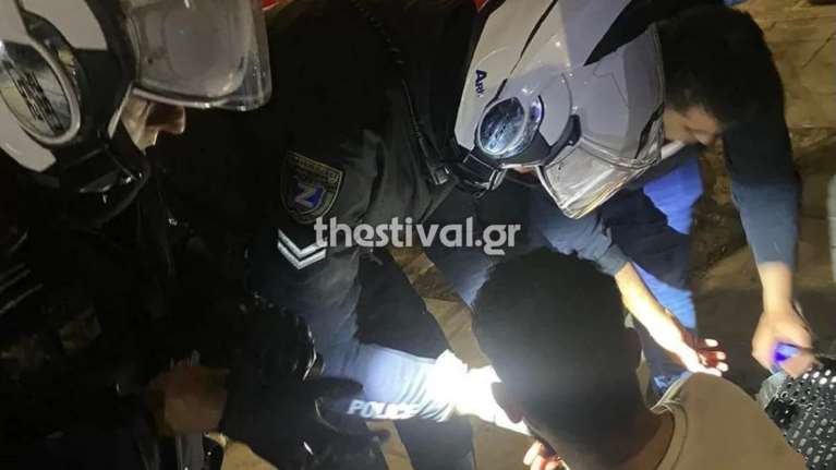 Θεσσαλονίκη: Άγριο ξύλο με ρόπαλα και μαχαιρώματα στο κέντρο – Πάνω από 20 αραβόφωνοι στη συμπλοκή