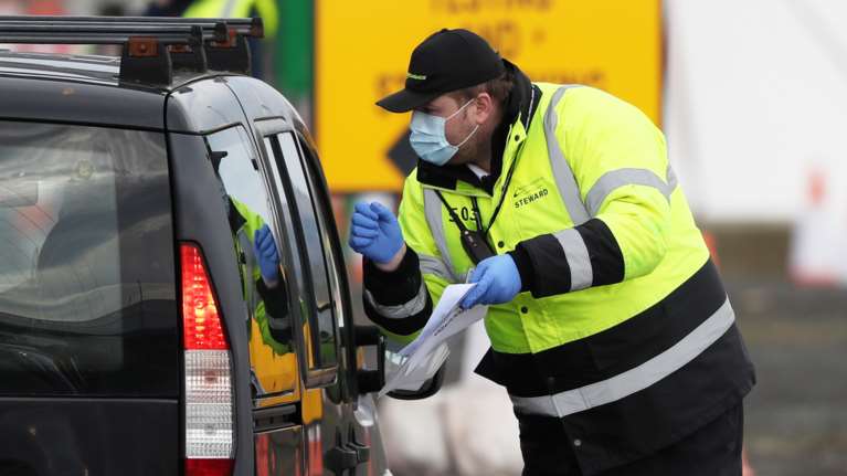 Κορονοϊός: 621 νεκροί σε ένα 24ωρο στη Βρετανία - 47.806 τα νέα κρούσματα