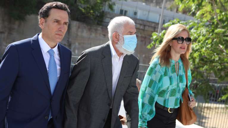 Δίκη Φιλιππίδη: Δεν πίστεψα τις καταγγελίες- &quot;Η καταγγέλλουσα ήταν θρασύτατη&quot; λέει ο γαμπρός της Νίνου