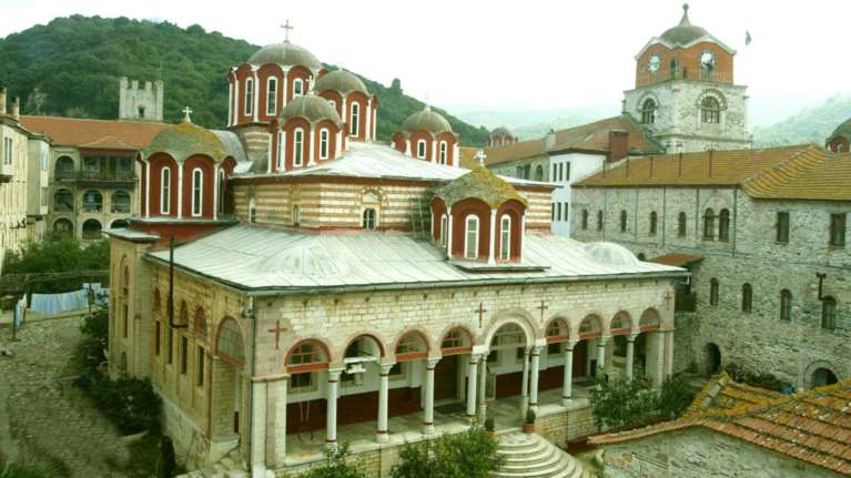 Ψευτογιατρός: Αρνείται οποιαδήποτε σχέση μαζί του η Μονή Εσφιγμένου στο Άγιον Όρος - &quot;Κανείς μοναχός μας δεν τον σύστησε πουθενά&quot;