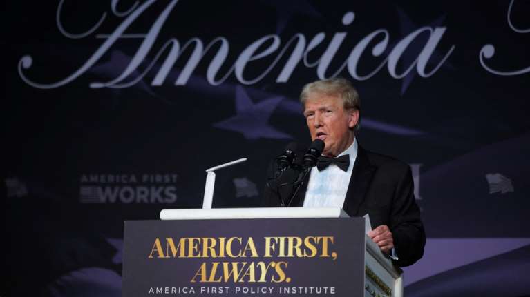 Πρώτη ομιλία Τραμπ μετά την εκλογή του: Υποσχέθηκε τέλος των πολέμων σε Ουκρανία και Μέση Ανατολή