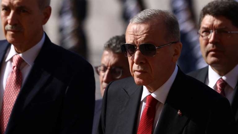 Τουρκία: Με &quot;στρατό&quot; 300 συνοδών θα έρθει ο Ερντογάν στην Αθήνα - Μήνυμα στην Ελλάδα ενόψει των συνομιλιών