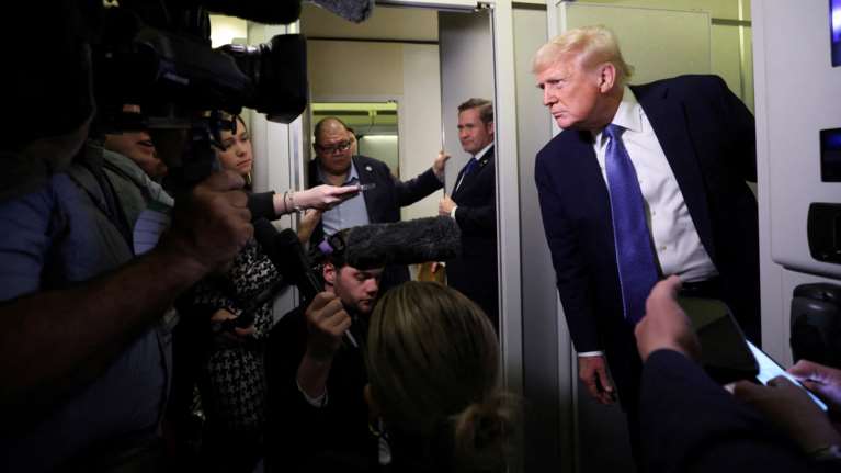 Προκλήσεις δίχως τέλος από τον Τραμπ: Οι "χάρες" που απένειμε ο κοιμισμένος Τζο Μπάιντεν είναι άκυρες