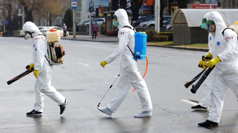 Κορονοιος: "Ξέφυγε" η Βόρεια Ελλάδα - Ένα βήμα πριν από το lockdown η Καστοριά και τα Γιάννενα