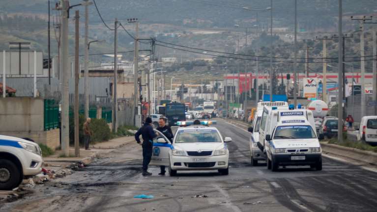 Θρίλερ με πτώμα γυναίκας σε βαλίτσα στα Βίλια - Εντοπίστηκε από κυνηγό