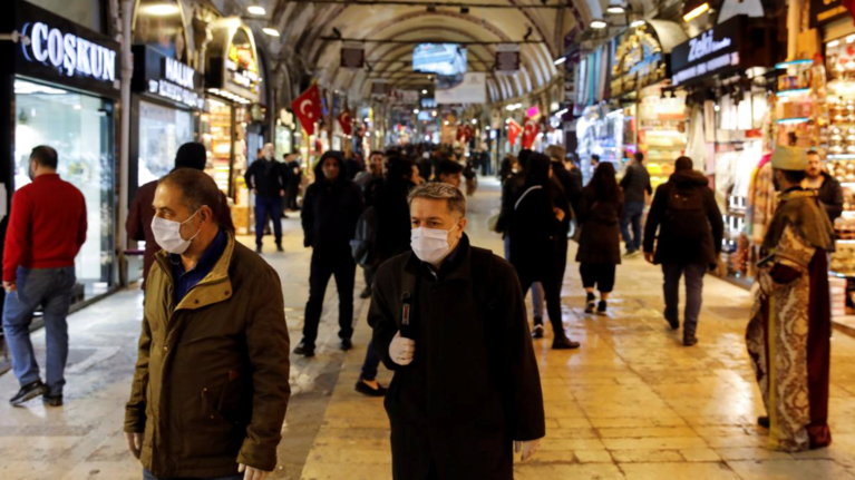 Τούρκος υπουργός Υγείας: Δεν θα δεχθούμε τον Ιούνιο Ρώσους τουρίστες