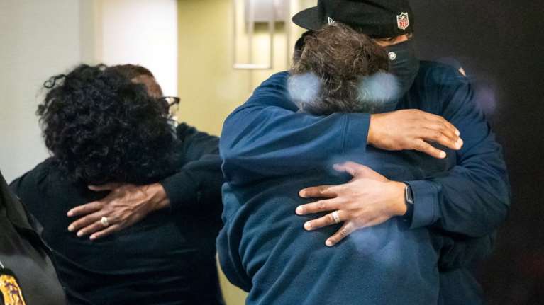 Μακελειό στην Ινδιανάπολη: 19χρονος ο δράστης που σκότωσε 8 εργαζόμενους της FedEx - Άγνωστο το κίνητρό του