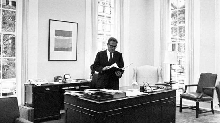 Γιατί ποτέ ο Χένρι Κίσινγκερ δεν έδωσε συνέντευξη σε Ελληνα δημοσιογράφο- Εφθασε σε σημείο να ζητήσει 50 χιλιάδες δολάρια