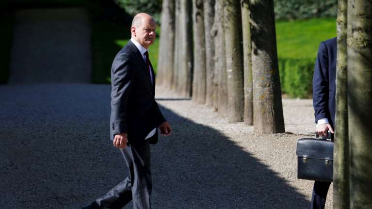 Σολτς: Κανείς δεν μπορεί να υποθέσει ότι ο ιμπεριαλιστής Πούτιν δεν θα επιτεθεί σε άλλες χώρες