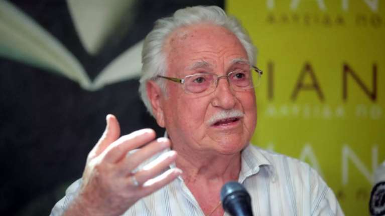 Πέθανε ο μεγάλος δάσκαλος της παραδοσιακής μουσικής, Χρόνης Αηδονίδης