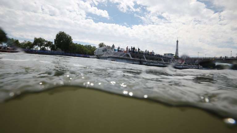 Παρίσι 2024: Ακατάλληλα τα νερά του Σηκουάνα μία μέρα πριν το πρώτο αγώνισμα στον ποταμό - Τι θα γίνει