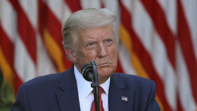 Τραμπ: Εισαγγελέας τον ερευνά για ασφαλιστική και τραπεζική απάτη