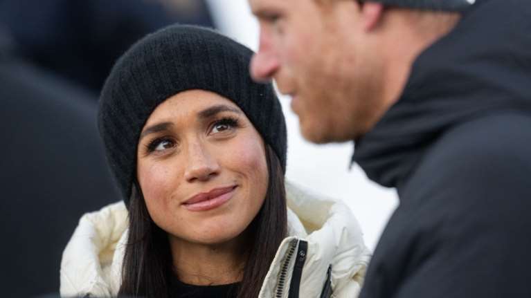 H Mέγκαν Μαρκλ έφυγε άρον άρον από τον Καναδά - Άφησε μόνο του τον Χάρι