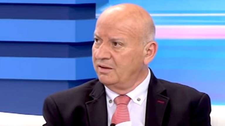 Κατερινόπουλος: Υποψήφιος με το ΠΑΣΟΚ ο αξιωματικός σταρ; - Φουντώνουν οι φήμες μετά την Κεντρική Επιτροπή