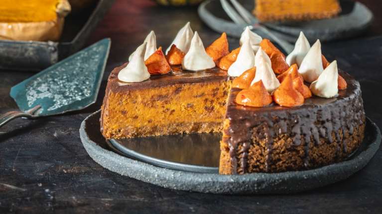 Εορτολόγιο: Ποιος γιορτάζει σήμερα Τρίτη 30 Ιανουαρίου