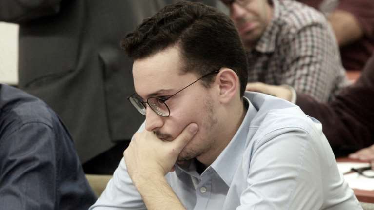 Καλπάκης για ακτοπλοϊκά εισιτήρια: Αργοπορημένη, επικοινωνιακή και χωρίς ουσιαστικό αποτέλεσμα η αντίδραση της κυβέρνησης