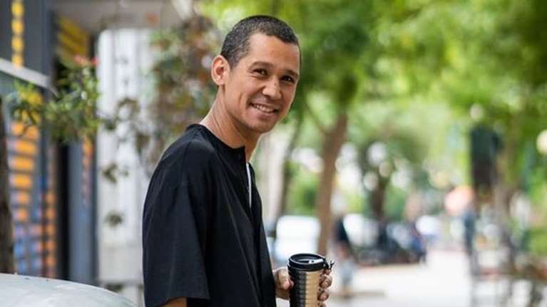 Ο Σωτήρης Κοντιζάς φωτογραφίζεται με τα τρία παιδιά του και το Ίντραγκραμ &quot;λιώνει&quot;