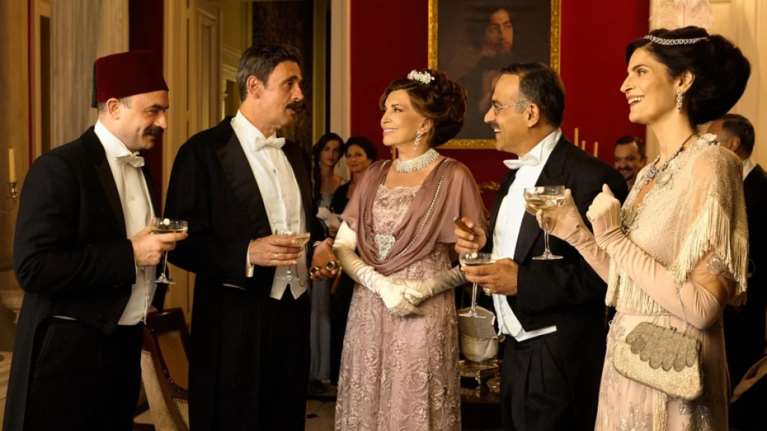 Μετά το &quot;Maestro&quot;, και η &quot;Σμύρνη μου αγαπημένη&quot; της Ντενίση πάει Netflix