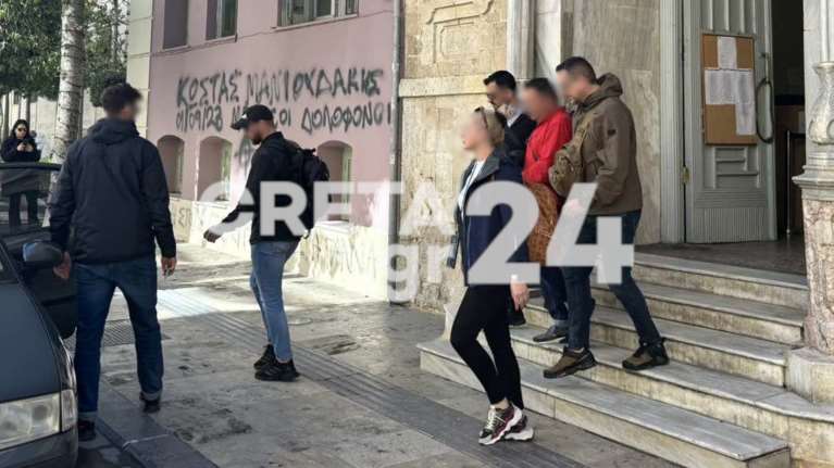 Συνελήφθη λιμενικός στην Κρήτη για δωροληψία - Απαιτούσε λεφτά ή τσιγάρα για να μην κάνει επιθεώρηση στα πλοία