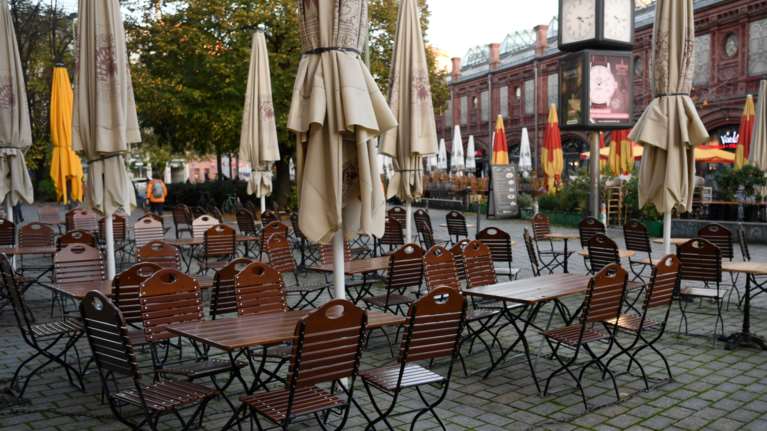 Κορονοϊός: Η Βαυαρία επιβάλλει αυστηρότερο lockdown - Έξοδος από το σπίτι μόνο για τρεις λόγους