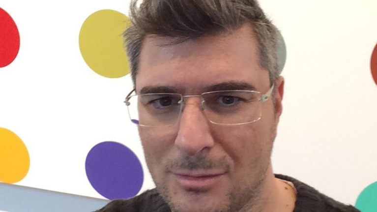 Σάλος με το χυδαίο και προσβλητικό tweet του Νίκου Μωραΐτη για Μενδώνη - Παναγιωταρέα