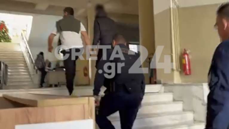 Ηράκλειο: Στον εισαγγελέα ο 16χρονος που ξυλοκόπησε τη μητέρα του και προσπάθησε να πνίξει την αδερφή του