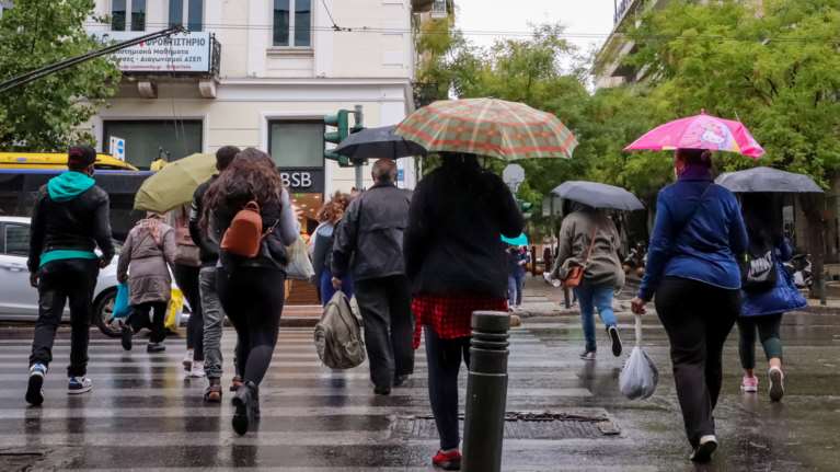 Προειδοποίηση Μαρουσάκη: Έρχεται "ψυχρή λίμνη" με βροχές και καταιγίδες – Πέφτει η θερμοκρασία