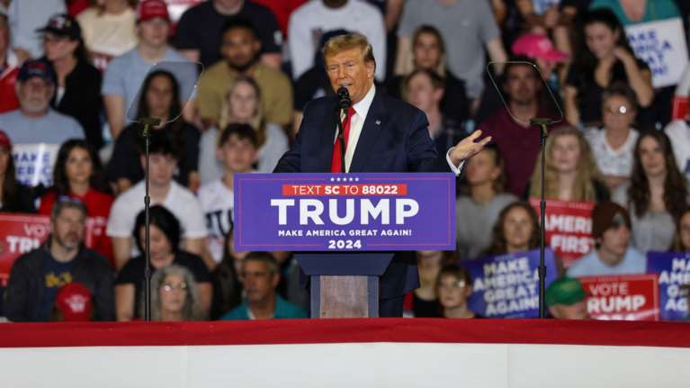 Παγκόσμια ανησυχία μετά τις δηλώσεις Τραμπ: Δίνει πράσινο φως στον Πούτιν να επιτεθεί στους &quot;κακοπληρωτές&quot; του ΝΑΤΟ