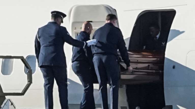 Δολοφονία Τσάρλι Κερκ: Ο αντιπρόεδρος των ΗΠΑ Βανς μετέφερε το φέρετρο [βίντεο]