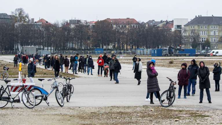 Προς γενικό lockdown και η Γερμανία; &quot;Είμαστε σε εθνική κατάσταση έκτακτης ανάγκης&quot;, λέει ο υπουργός Υγείας