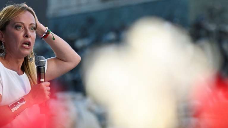 Η επιστροφή της ακροδεξιάς τρομάζει την Ευρώπη - Τι συμβαίνει στην Ελλάδα δεξιότερα της ΝΔ