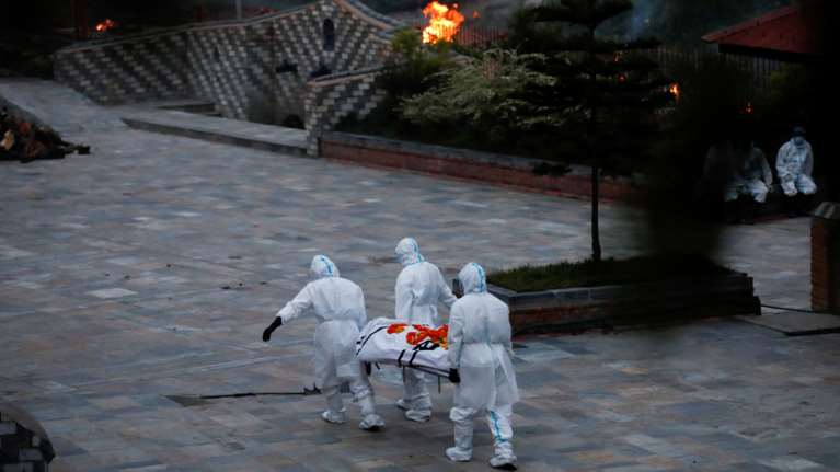 Κορονοϊός - Νοτιοαφρικανική μετάλλαξη Βήτα: Πιο θανατηφόρα από τη βρετανική Άλφα και ανθεκτική στα εμβόλια