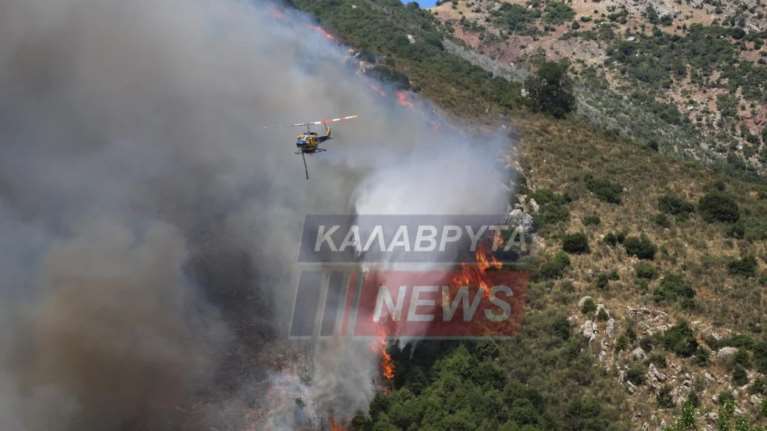 Καλύτερη η εικόνα στη φωτιά στα Καλάβρυτα
