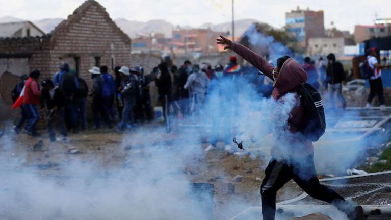 Εκτός ελέγχου η κατάσταση στο Περού: Τουλάχιστον 17 νεκροί σε συγκρούσεις διαδηλωτών με την αστυνομία [εικόνες - βίντεο]