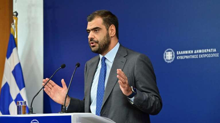 Μαρινάκης για απεργία πείνας Π. Ρούτσι: Έχει κάθε δικαίωμα να ζητήσει την εκταφή, δεν μπορούμε να παρέμβουμε στη Δικαιοσύνη