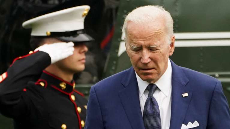 ΗΠΑ: Θρήνος για το μακελειό σε σχολείο του Τέξας - Καρφιά Μπάιντεν για το λόμπι των όπλων