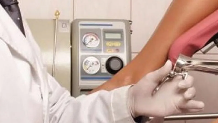 Θεσσαλονίκη: Ομόφωνα ένοχος ο καθηγητής μαιευτικής - Κακοποιούσε σεξουαλικά φοιτήτριες