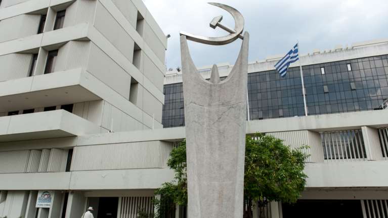 ΚΚΕ για δηλώσεις Μητσοτάκη: Πρόκληση και προσβολή ο θάνατος των 57 ανθρώπων στα Τέμπη να βαφτίζεται &quot;θυσία&quot;