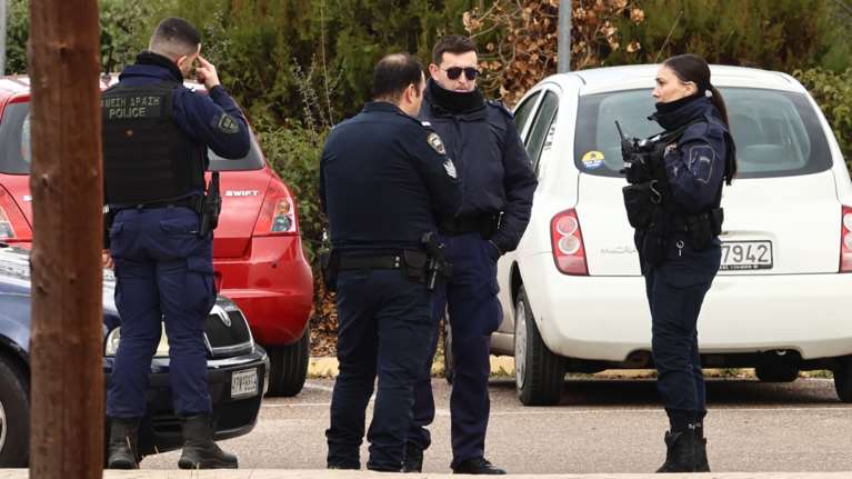 Δαφνί: Είχε σκοτώσει κι άλλη γυναίκα ο 47χρονος που έσφαξε με σπασμένο καθρέφτη τη 44χρονη ασθενή