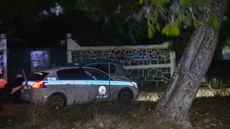 Μακελειό στη Λούτσα: Οι δράστες έδωσαν και τη χαριστική βολή στα 6 θύματα - Μαρτυρίες σοκ από κατοίκους της περιοχής [Βίντεο]